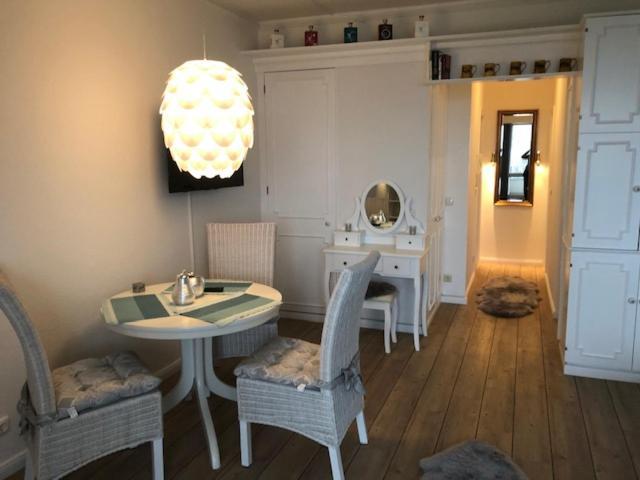 Wellenrausch Living "Oberdeck" Apartment Lubeck Bagian luar foto